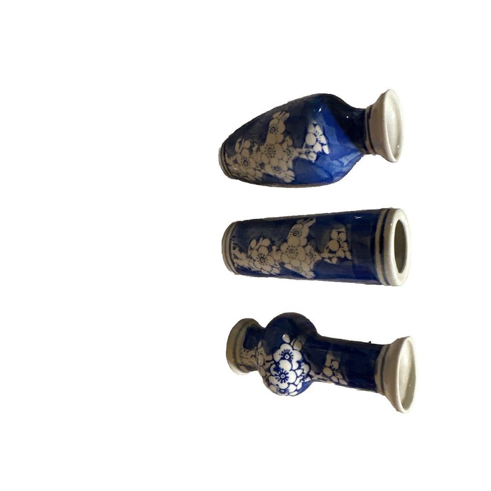 Set Of 3‎ Bud Vases 4 " Tall Chinese Blue And White Peach Blossom Flowers
